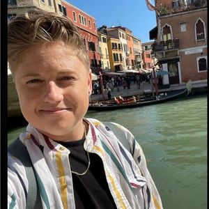 Meet your Posher, Mel (they/them)